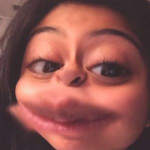 Meet your Posher, Neysha